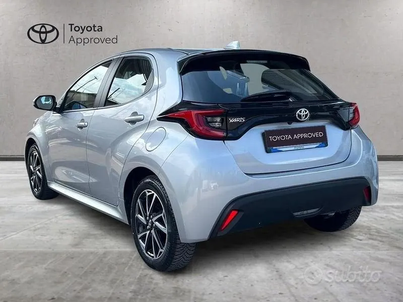 Toyota Yaris 2023 photo 5