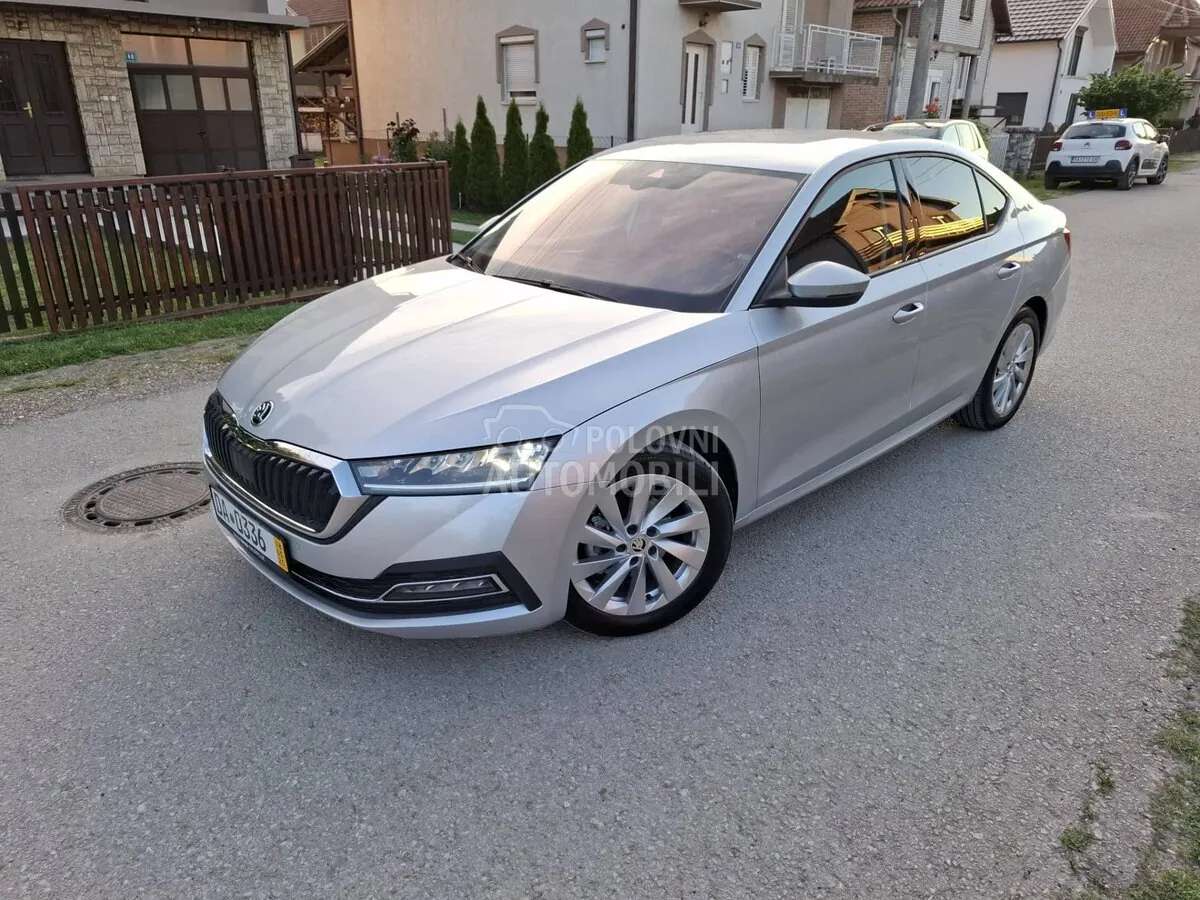 Skoda Octavia 2021 photo 2