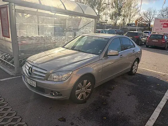 Mercedes-Benz C200