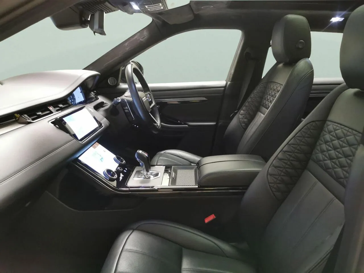 Land Rover Range Rover Evoque 2022 photo 4