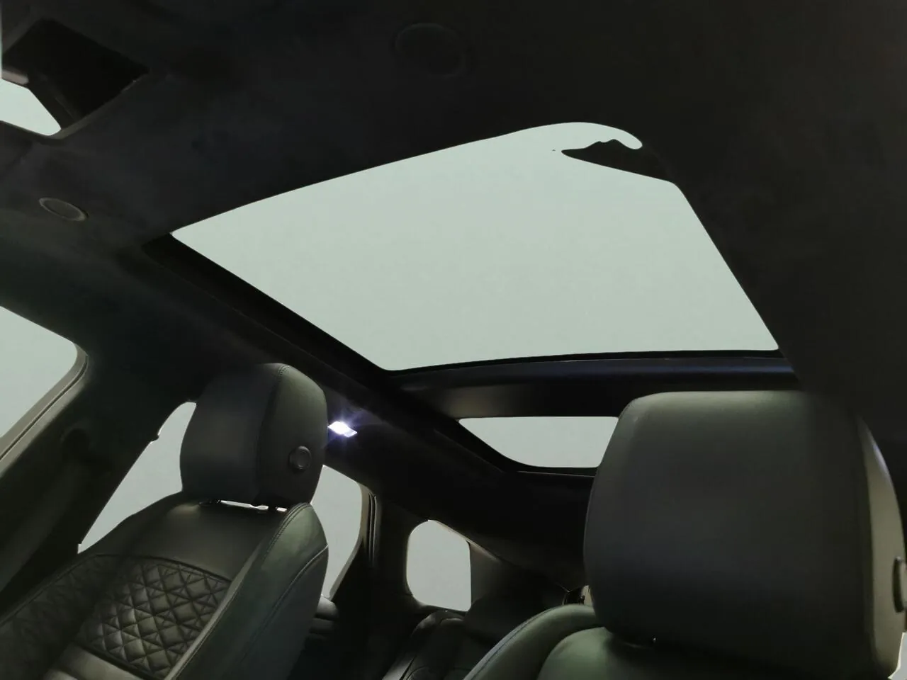 Land Rover Range Rover Evoque 2022 photo 5