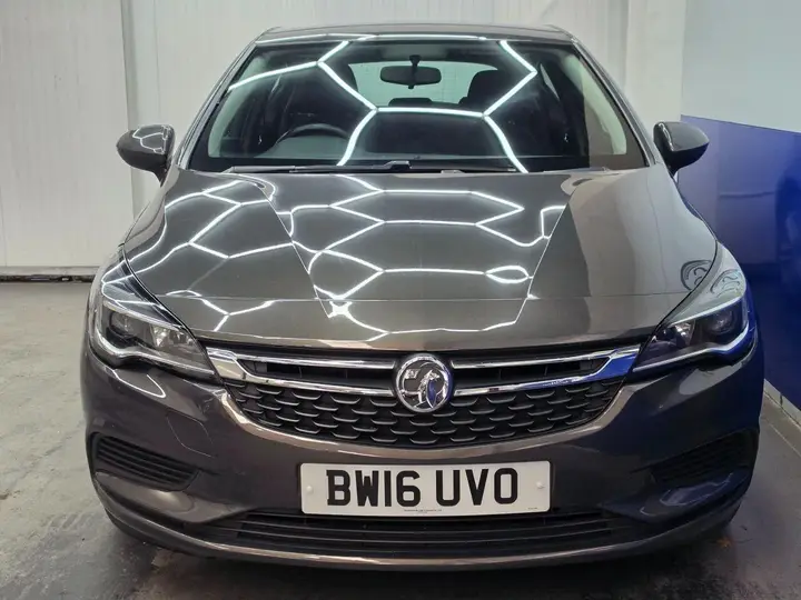 Vauxhall Astra 2016 photo 2