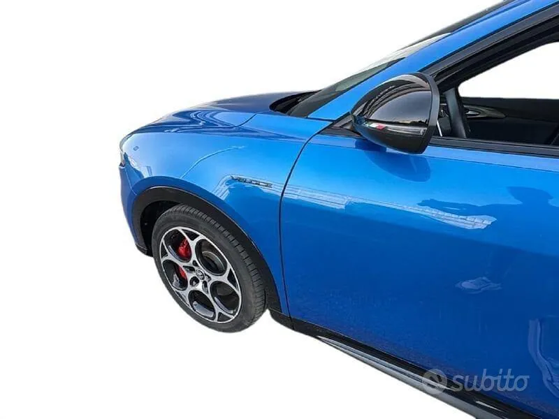 Alfa Romeo Tonale 2025 photo 4