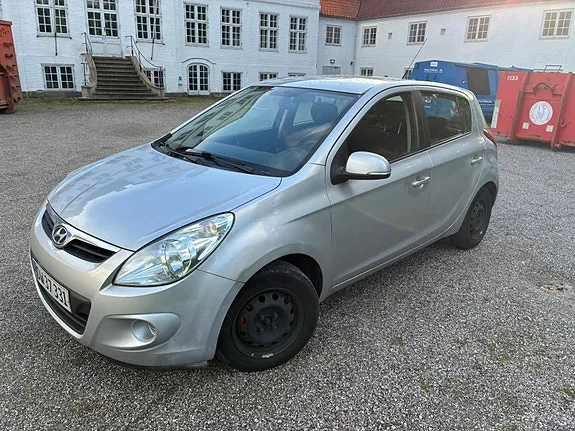 Hyundai I20