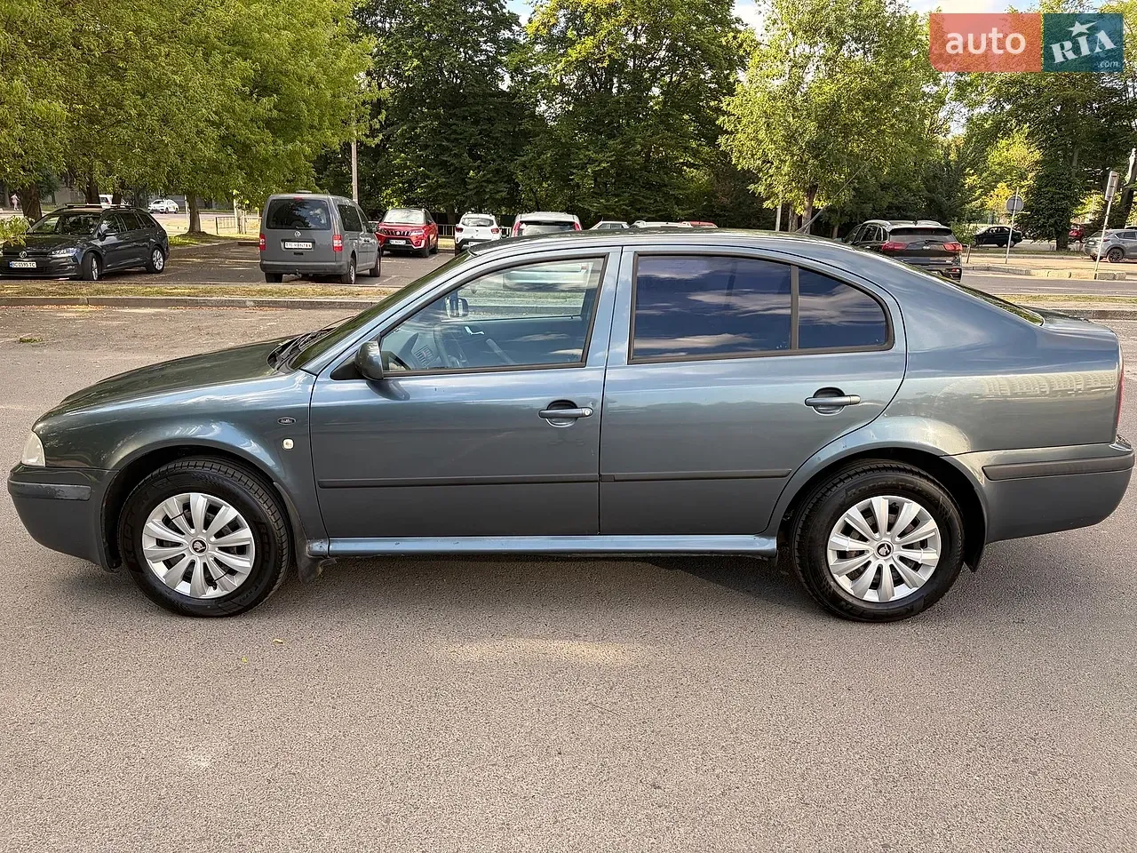 Skoda Octavia 2004 photo 3