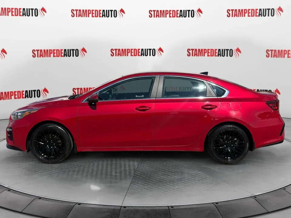 Kia Forte 2021 photo 2