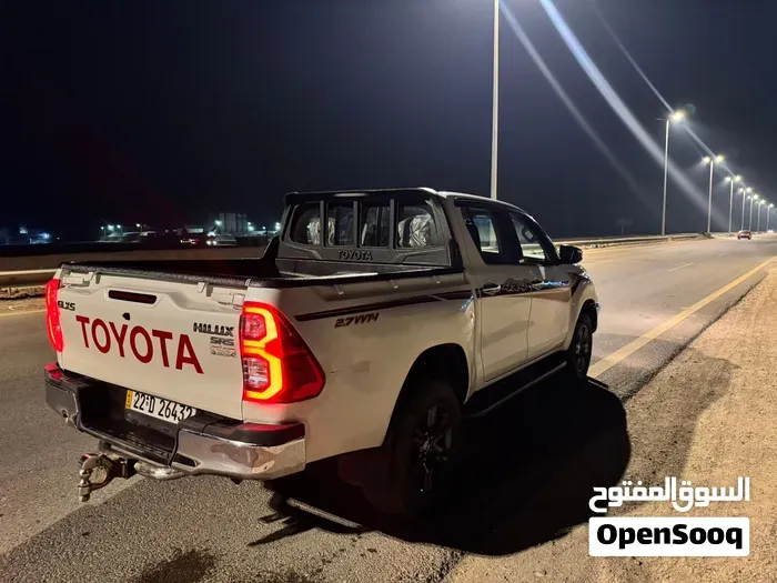 Toyota Hilux 2022 photo 4