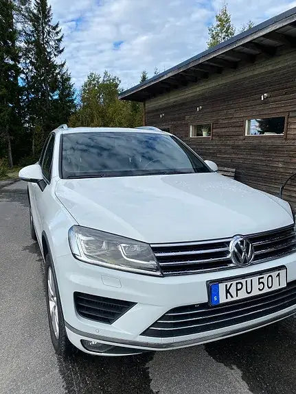 Volkswagen Touareg 2016 photo 2