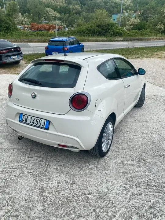 Alfa Romeo Mito 2014 photo 4