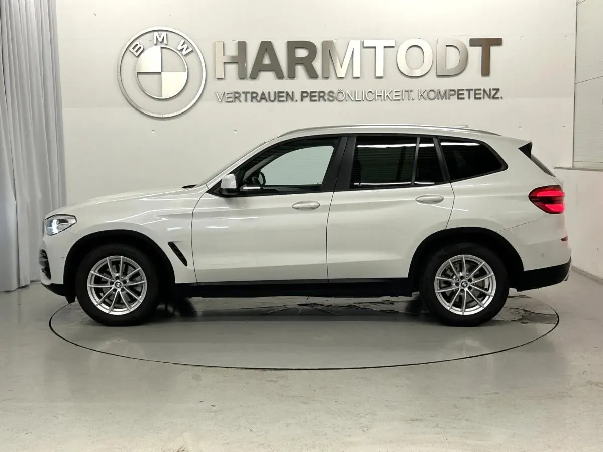 BMW X3 2021 photo 3