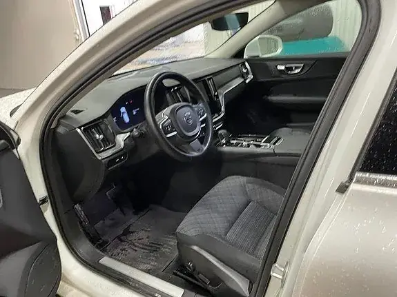 Volvo V60 2024 photo 5