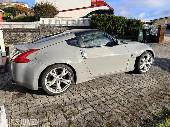 Nissan 370 Z 2009 photo 5