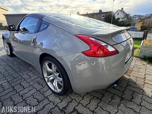 Nissan 370 Z 2009 photo 3
