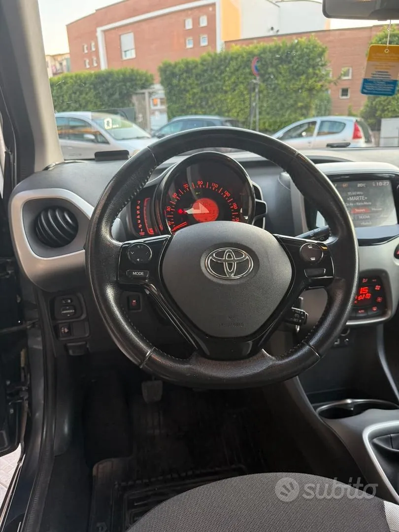 Toyota Aygo 2015 photo 5