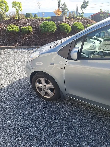 Toyota Yaris 2007 photo 5