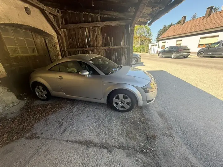 Audi Tt 2000 photo 2