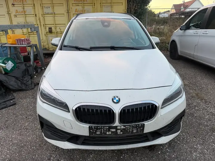 BMW 2 Series 2018 photo 2