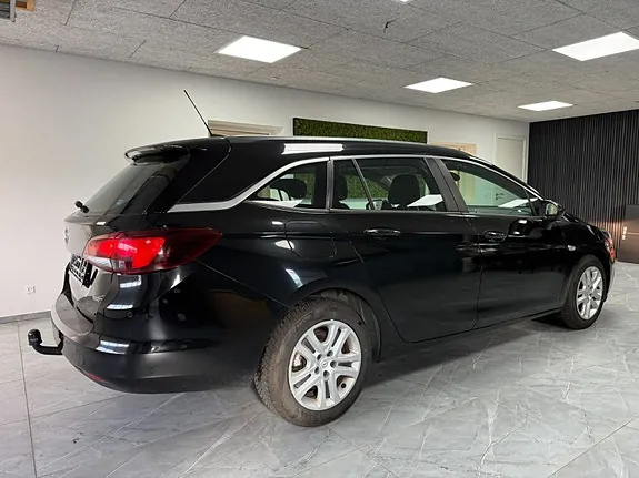 Opel Astra 2018 photo 4