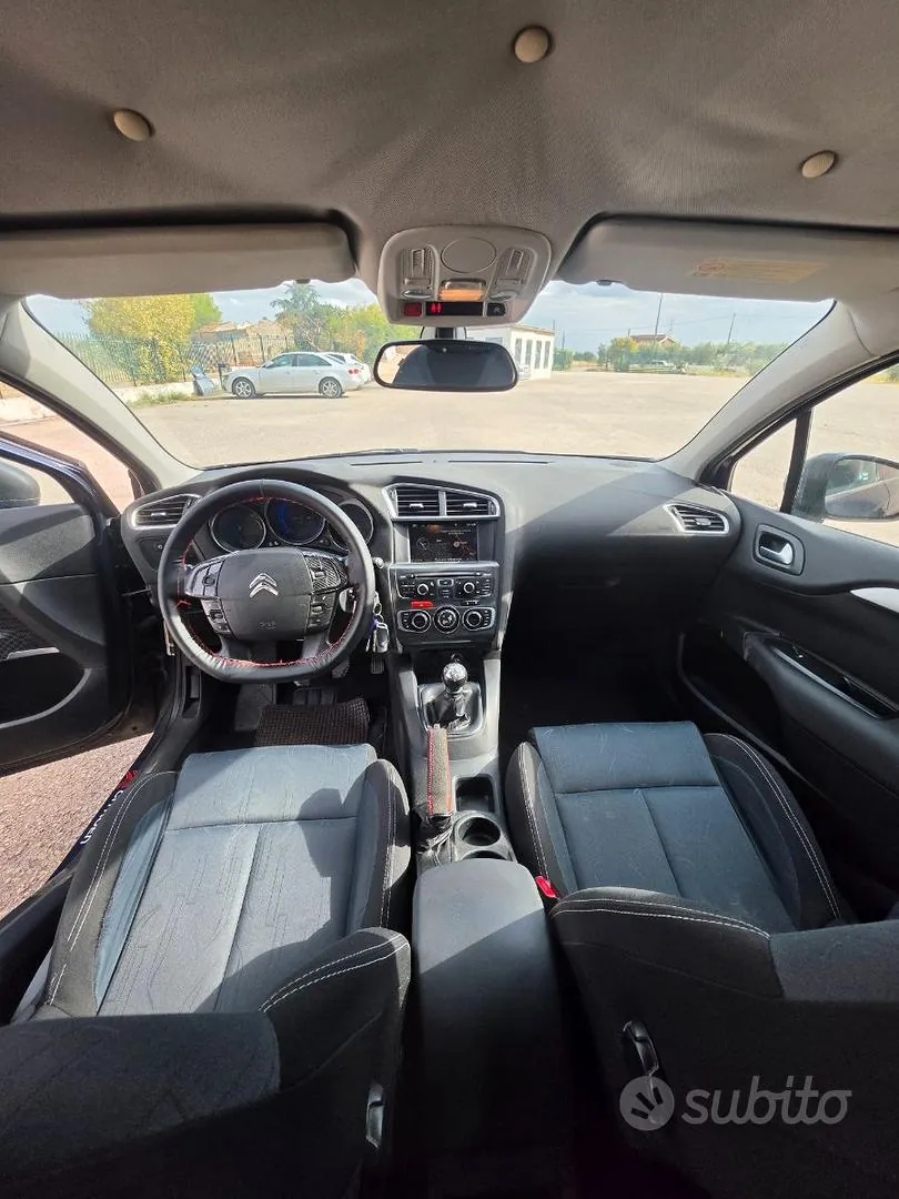 Citroen C4 2011 photo 5
