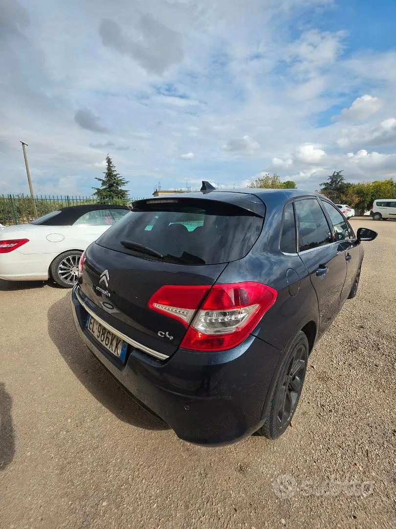 Citroen C4 2011 photo 3