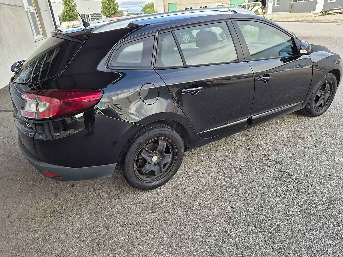 Renault Megane 2012 photo 3