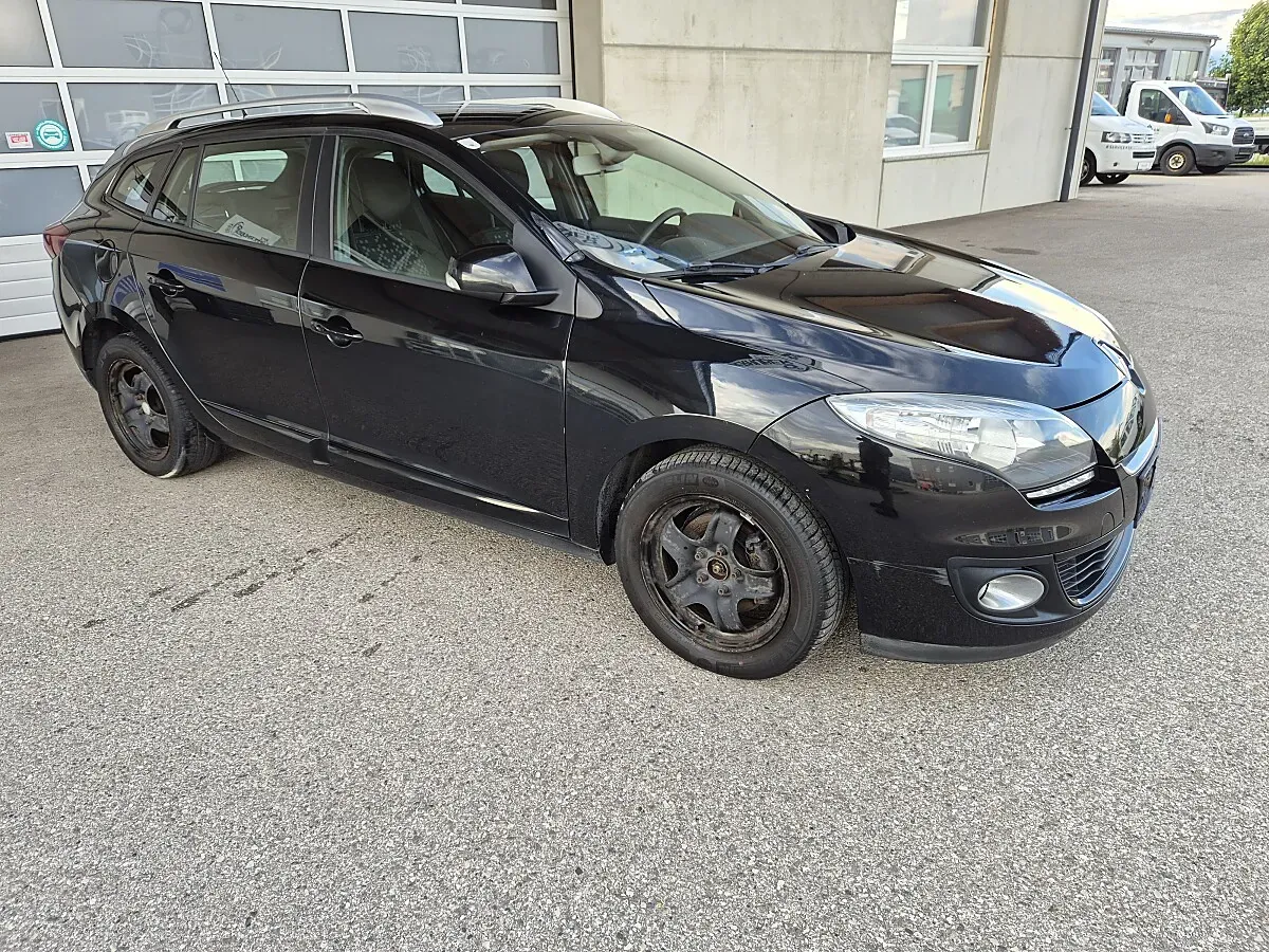 Renault Megane 2012 photo 2