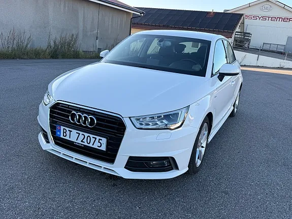 Audi A1 2017 photo 3