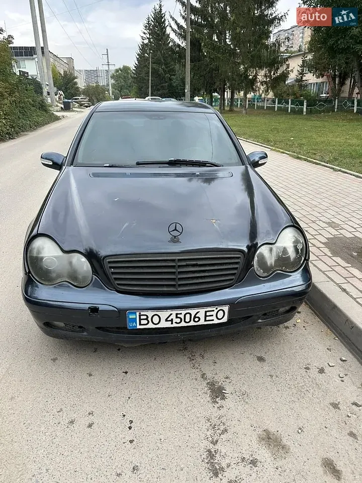 Mercedes-Benz C-Class