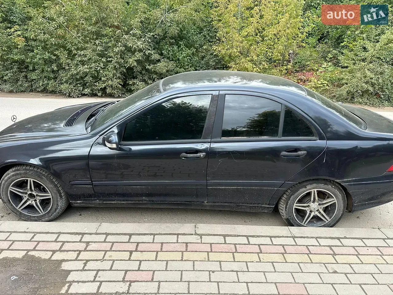 Mercedes-Benz C-Class 2003 photo 3