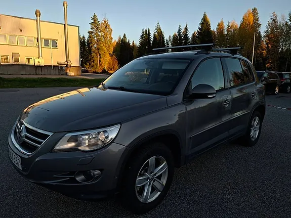 Volkswagen Tiguan 2009 photo 2