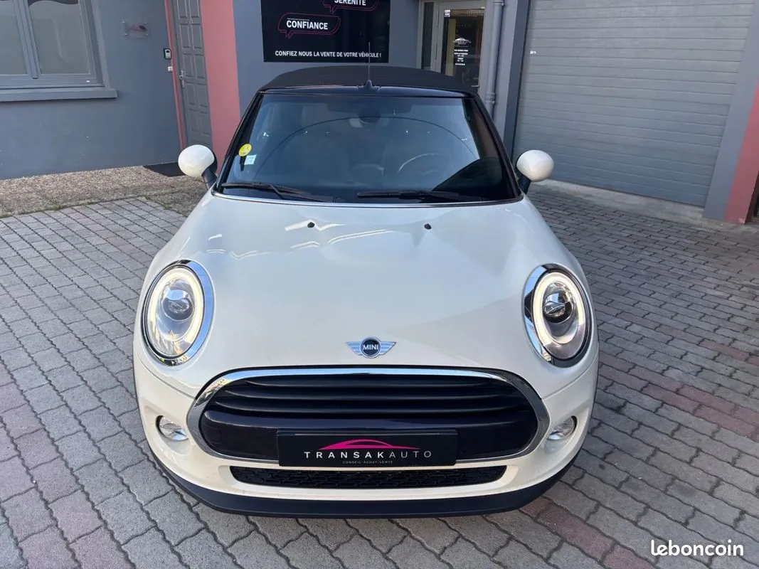 Mini Cooper Cabriolet 2018 photo 3
