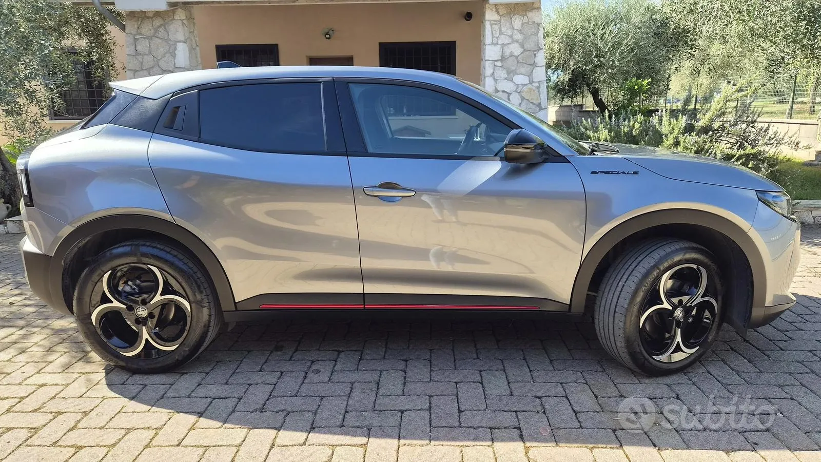 Alfa Romeo Junior 2025 photo 3