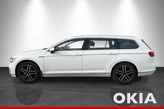 Volkswagen Passat 2017 photo 2