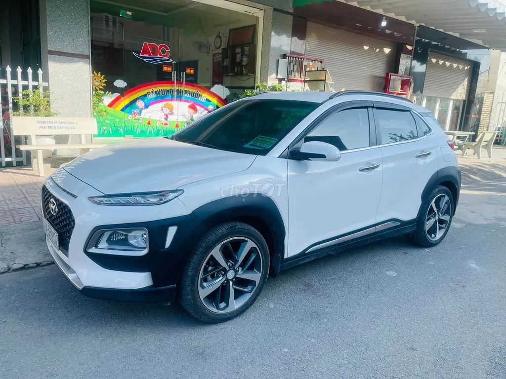 Hyundai Kona 2018 photo 2