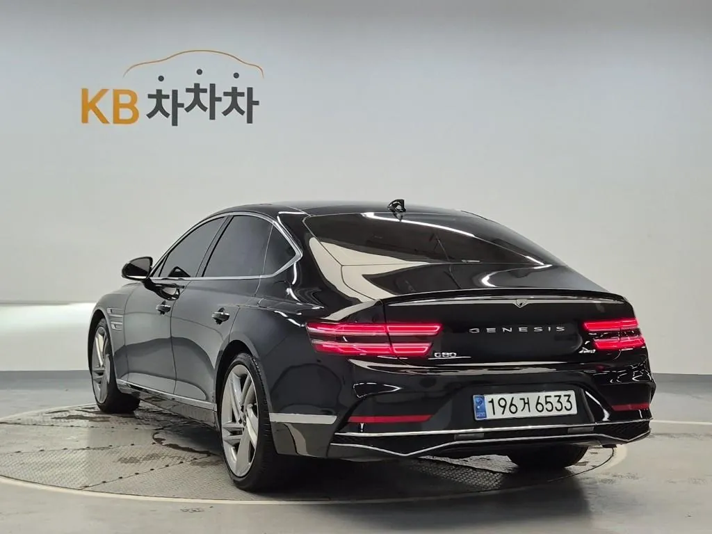 Genesis G80 2025 photo 2