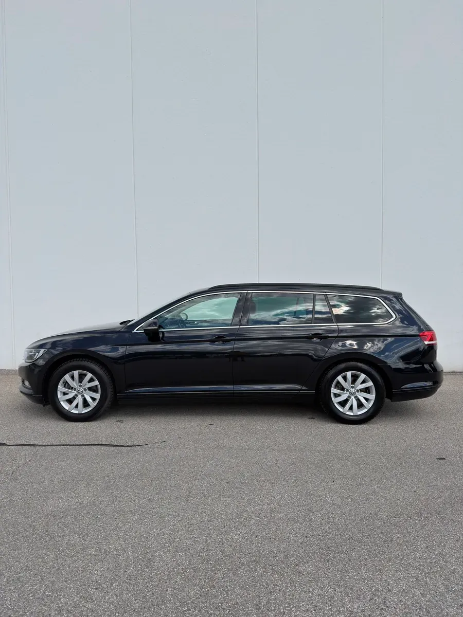 Volkswagen Passat 2017 photo 2
