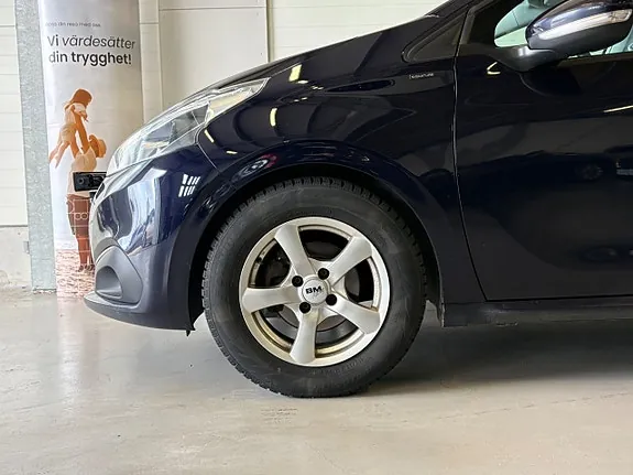 Peugeot 208 2019 photo 4