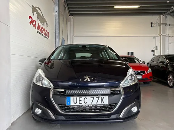 Peugeot 208 2019 photo 2