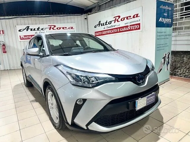 Toyota C-Hr 2023 photo 2