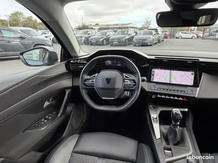 Peugeot 308 2024 photo 3