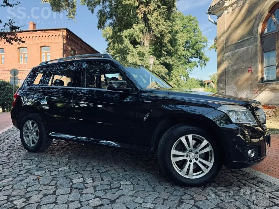 Mercedes-Benz Glk Class 2011 photo 2