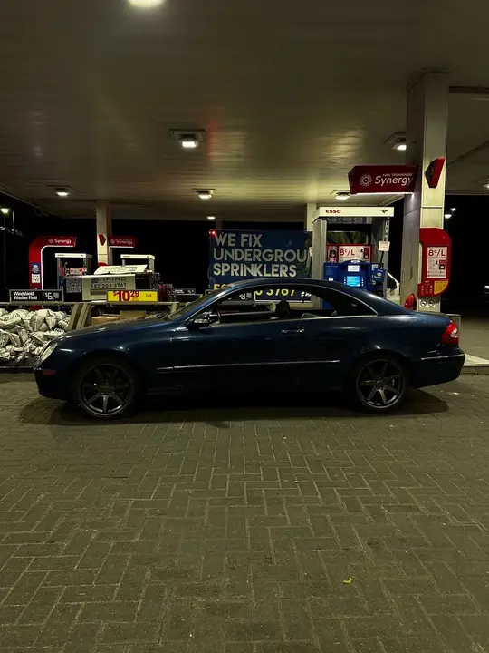 Mercedes-Benz Clk-Class 2003 photo 5