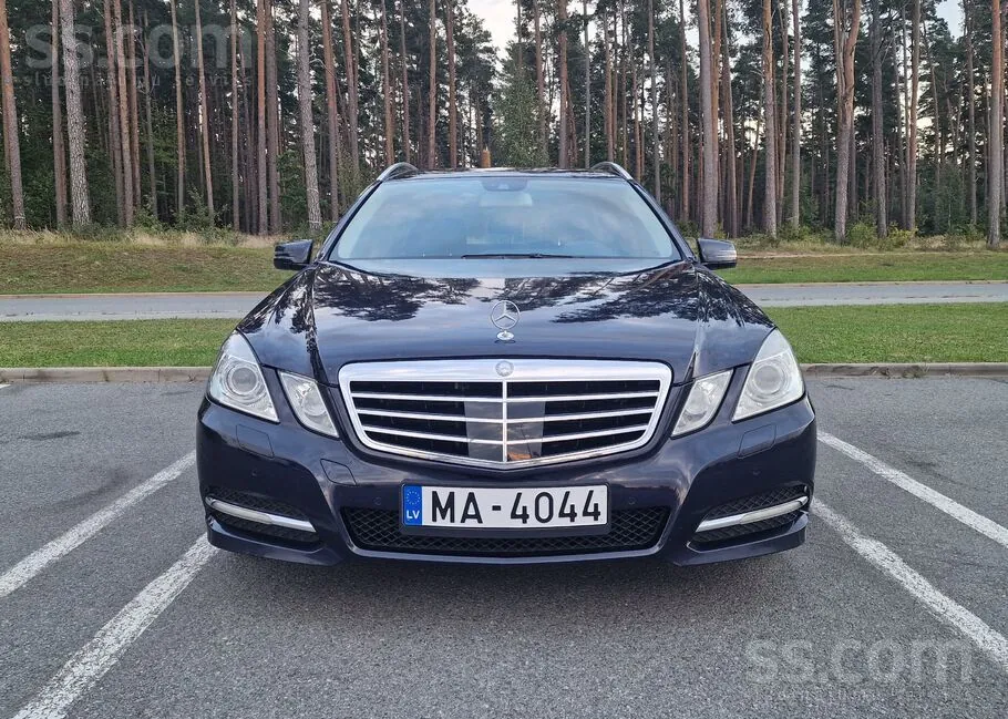 Mercedes-Benz E250
