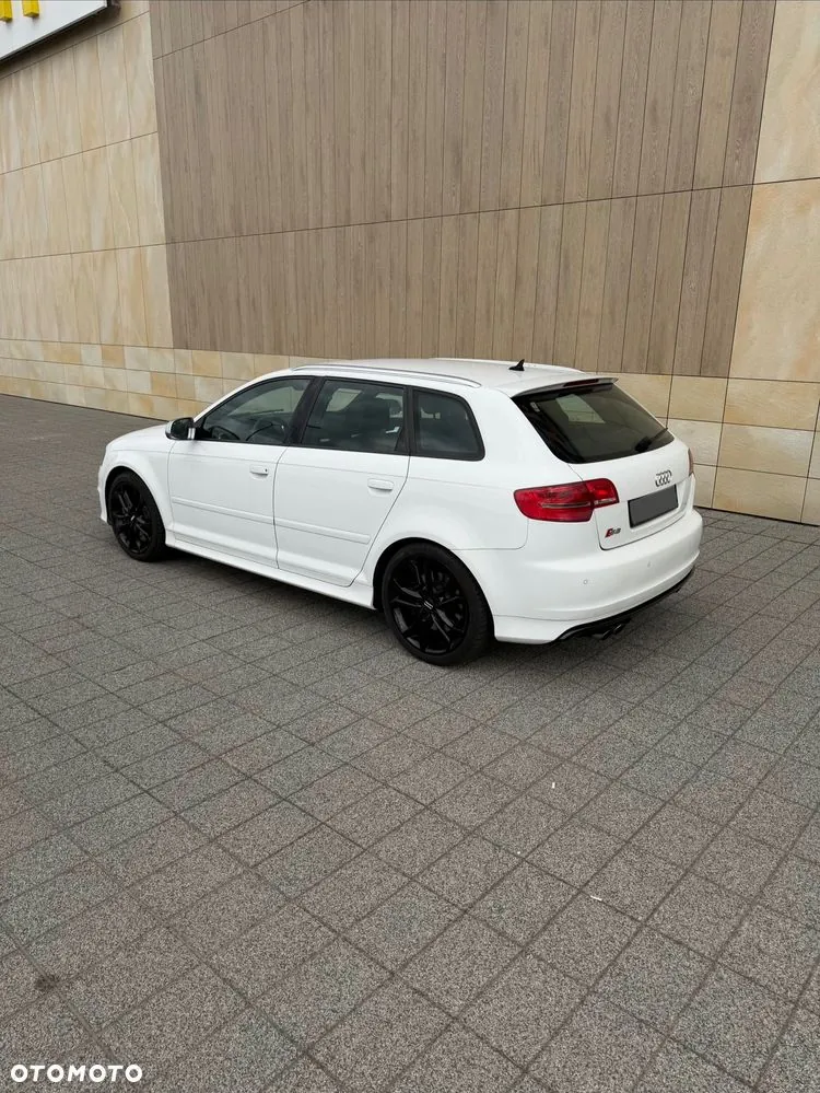 Audi S3 2011 photo 4