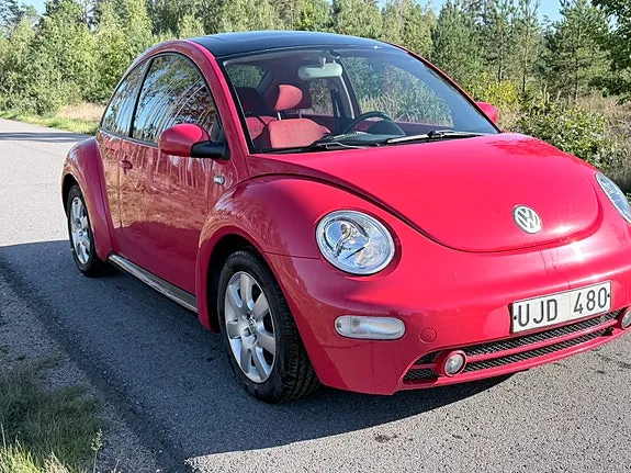 Volkswagen New Beetle 2003 photo 2