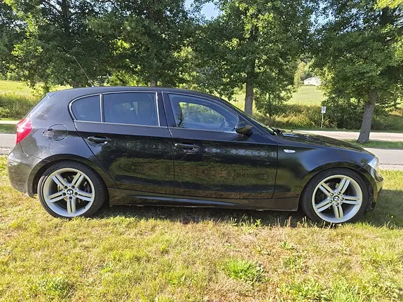 BMW 118D 2008 photo 4