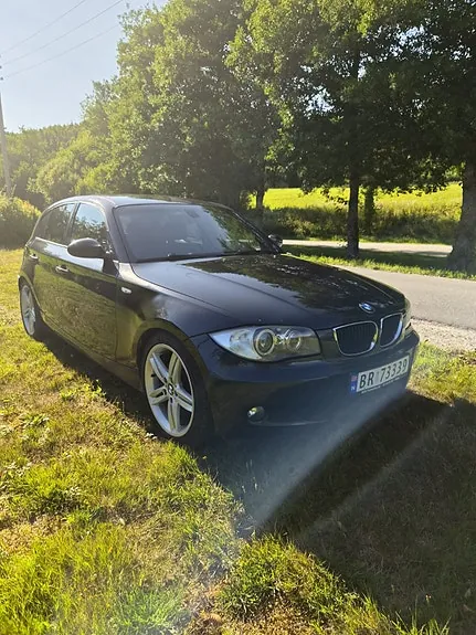 BMW 118D 2008 photo 2