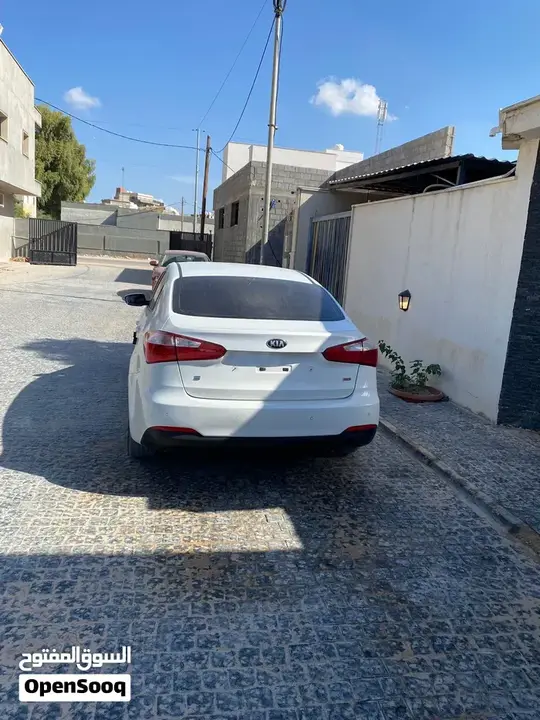 Kia K3 2014 photo 3