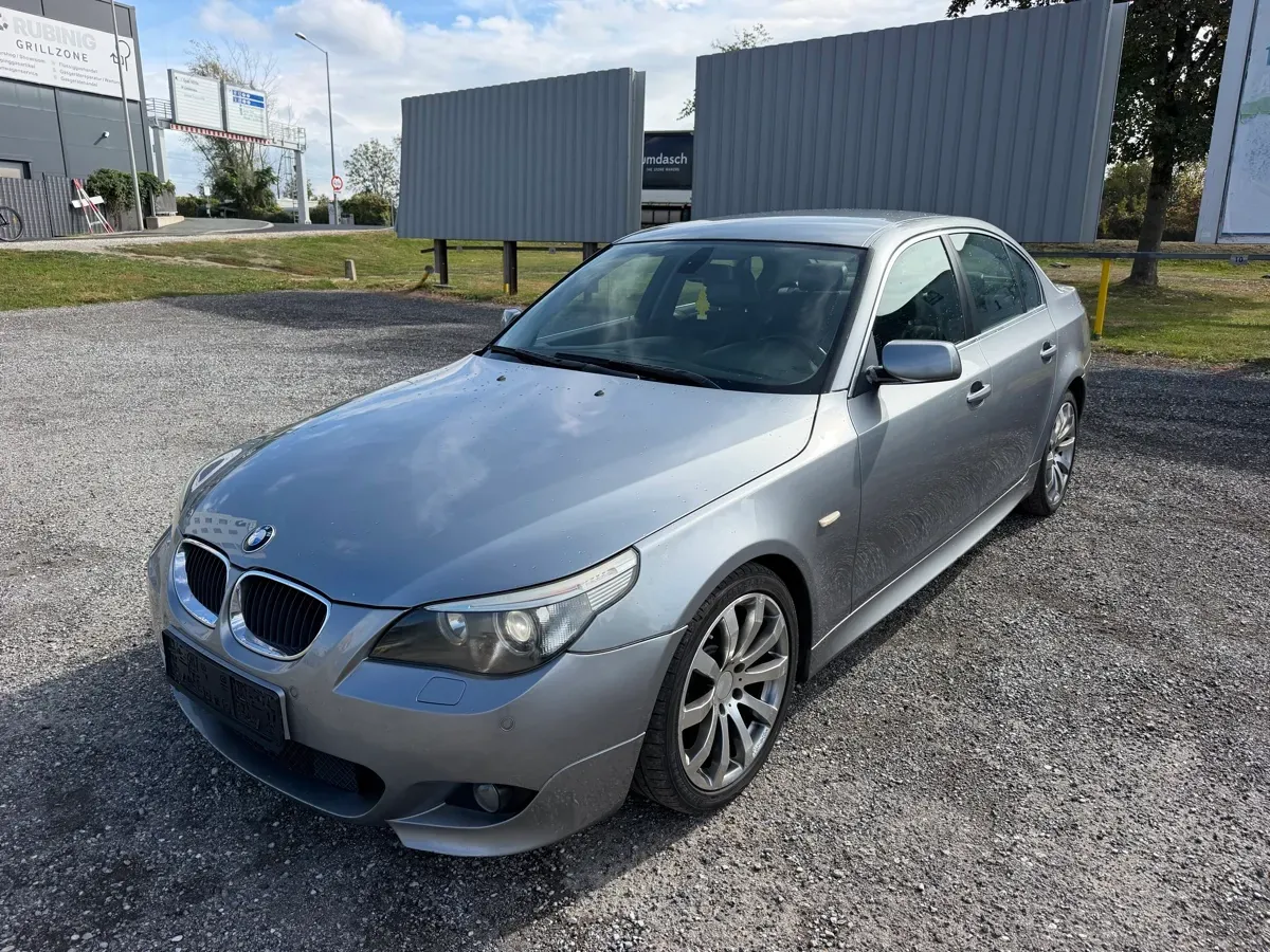 BMW 5 Series 2003 photo 3