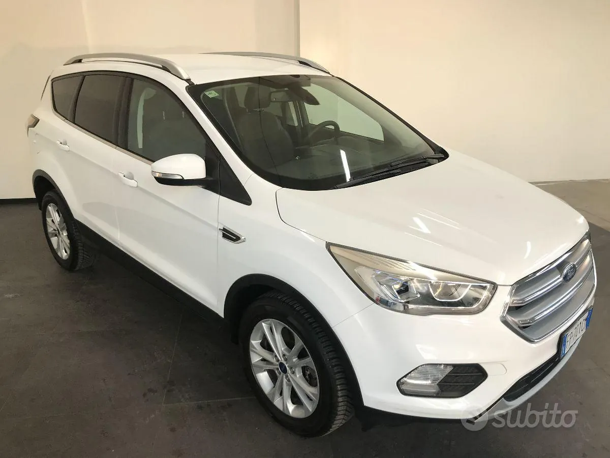 Ford Kuga 2018 photo 3